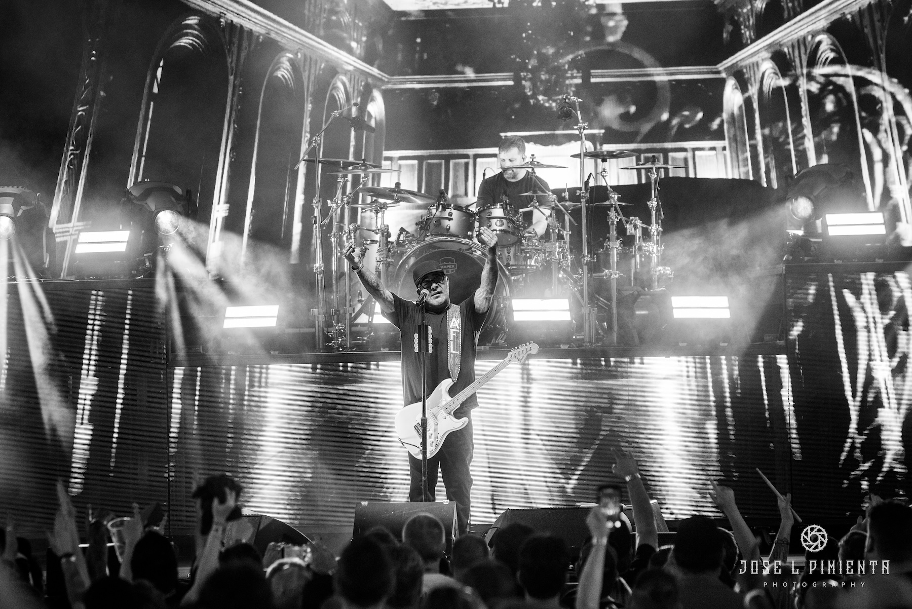 Concert Review: Breaking Benjamin, Staind, Wage War &amp; Lakeview – Awaken The Fallen Tour 2025, iThink Financial Amphitheatre, May 14, 2025