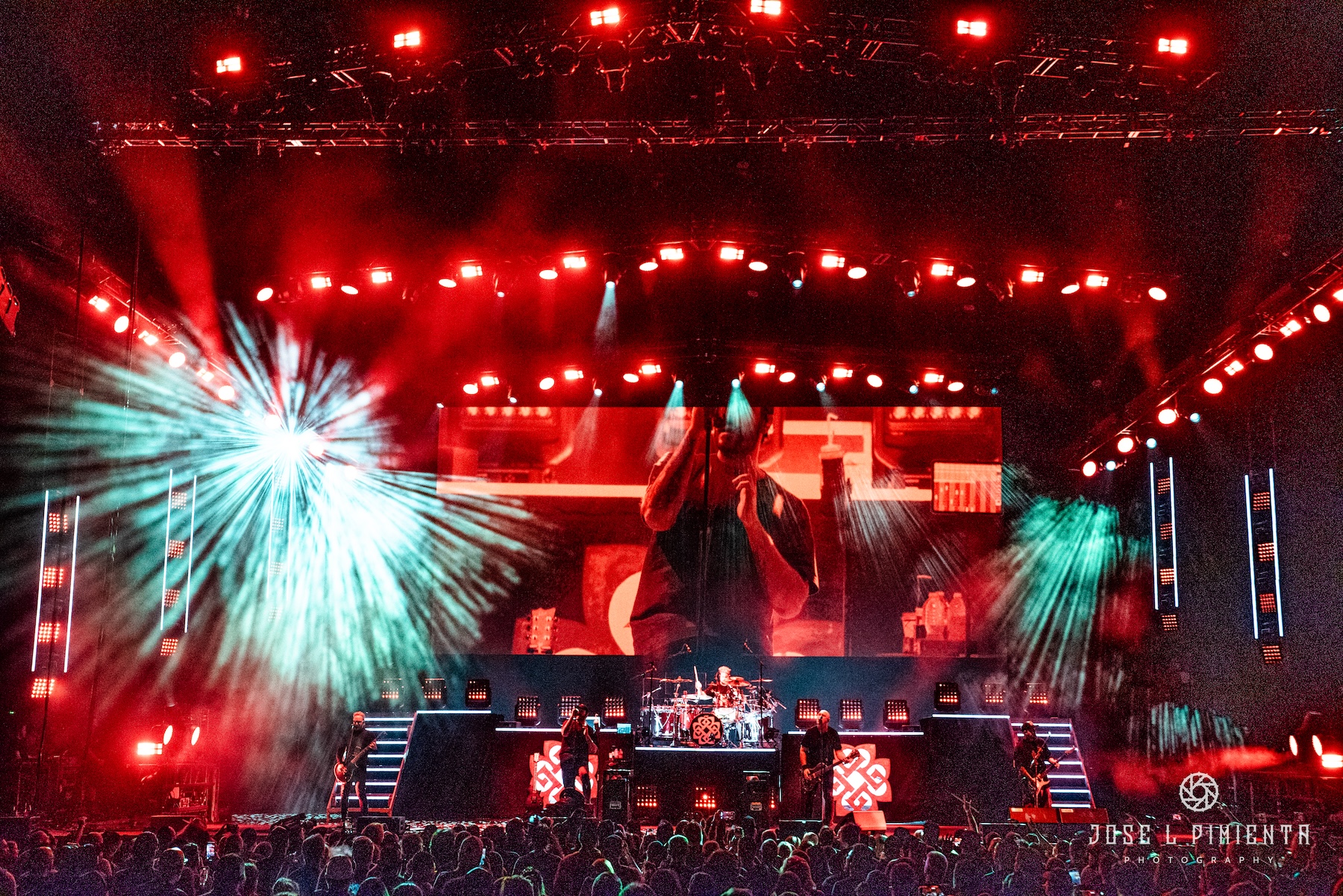Concert Review: Breaking Benjamin, Staind, Wage War & Lakeview – Awaken The Fallen Tour 2025, iThink Financial Amphitheatre, May 14, 2025